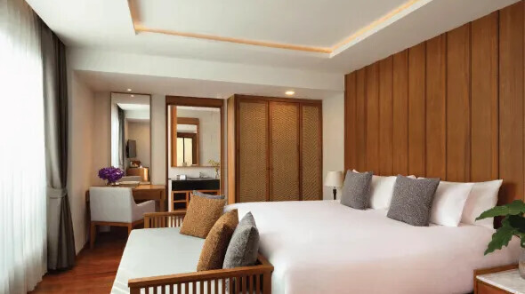 AVANI Ao Nang Cliff Krabi Resort 